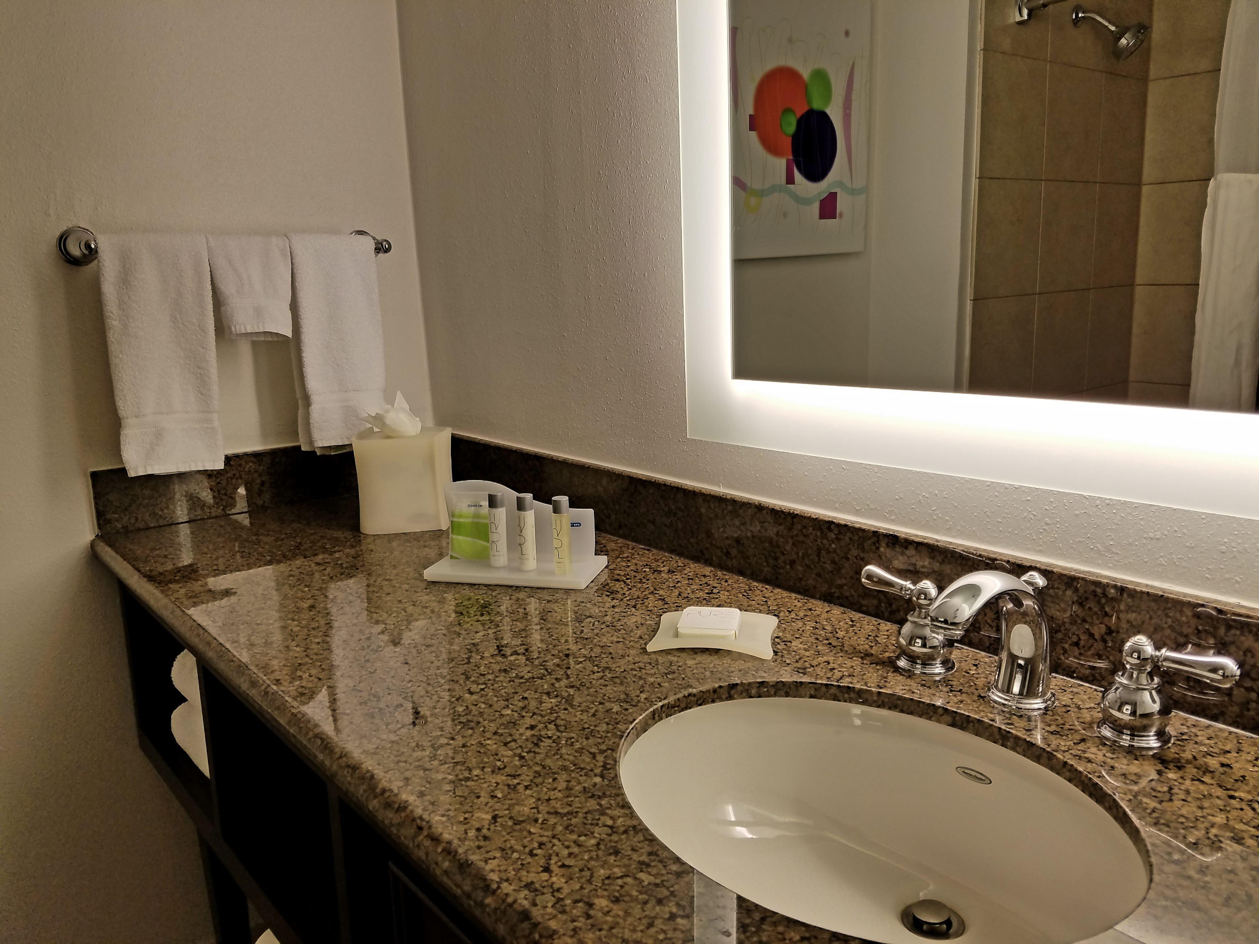 Holiday Inn Irving Las Colinas By Ihg Exterior photo