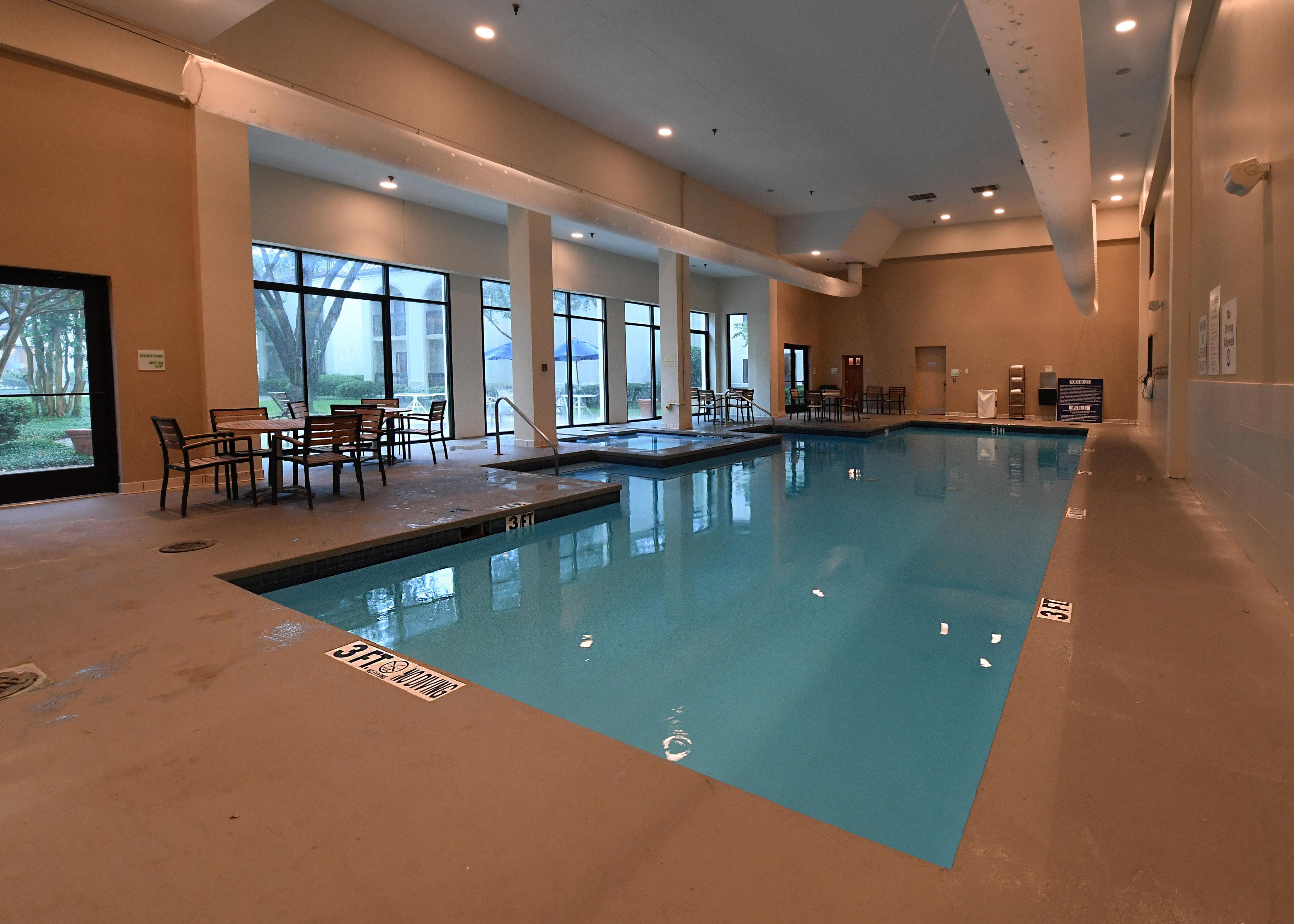 Holiday Inn Irving Las Colinas By Ihg Exterior photo