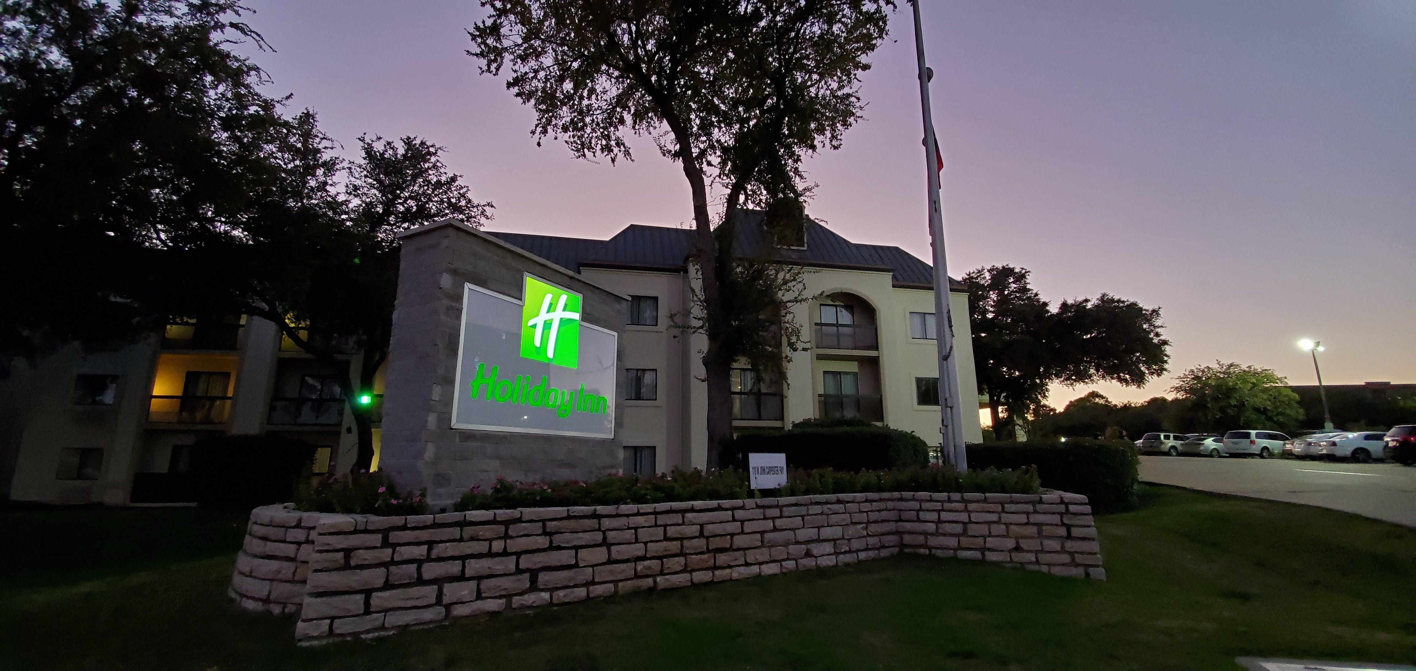 Holiday Inn Irving Las Colinas By Ihg Exterior photo