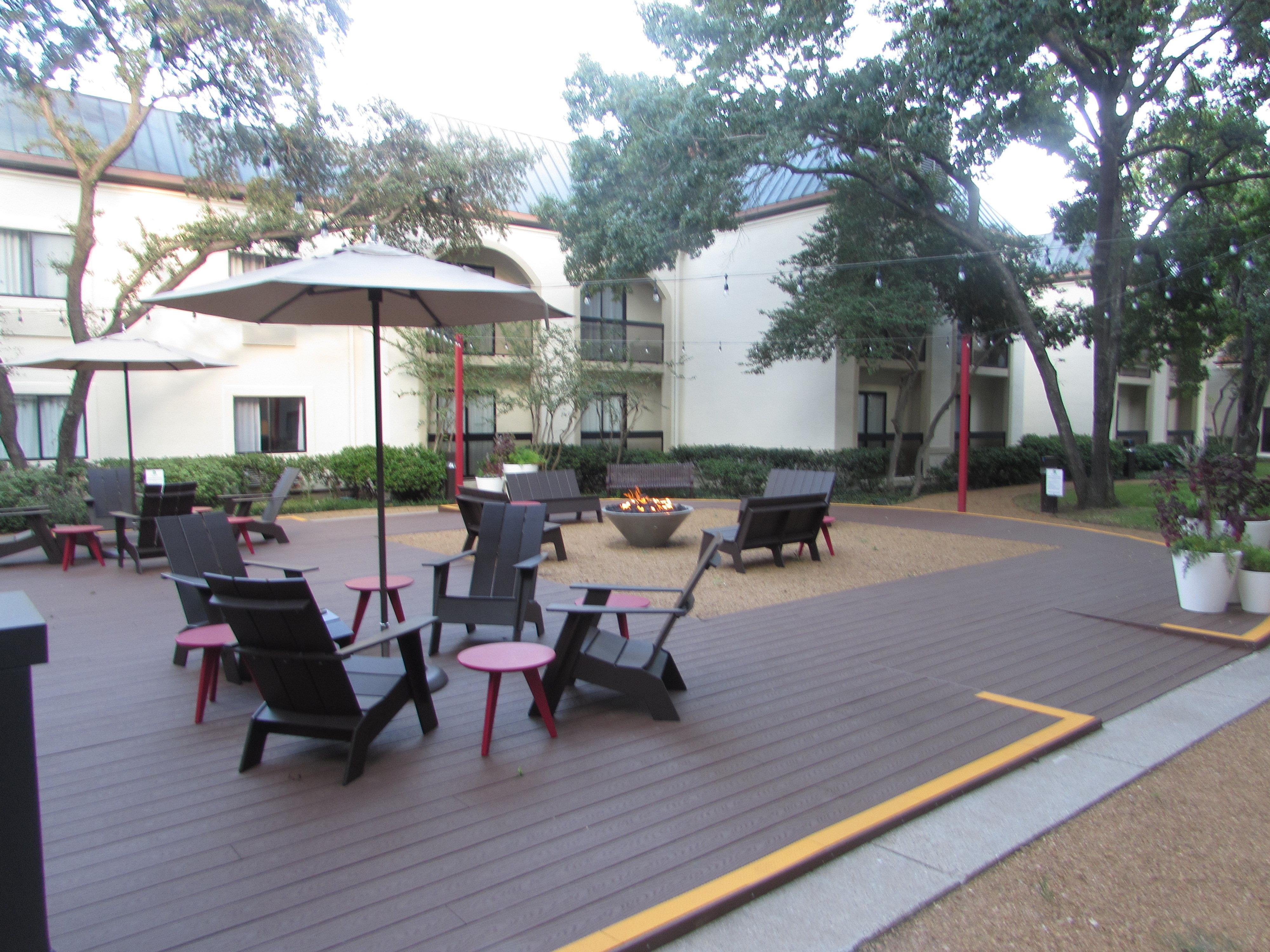 Holiday Inn Irving Las Colinas By Ihg Exterior photo